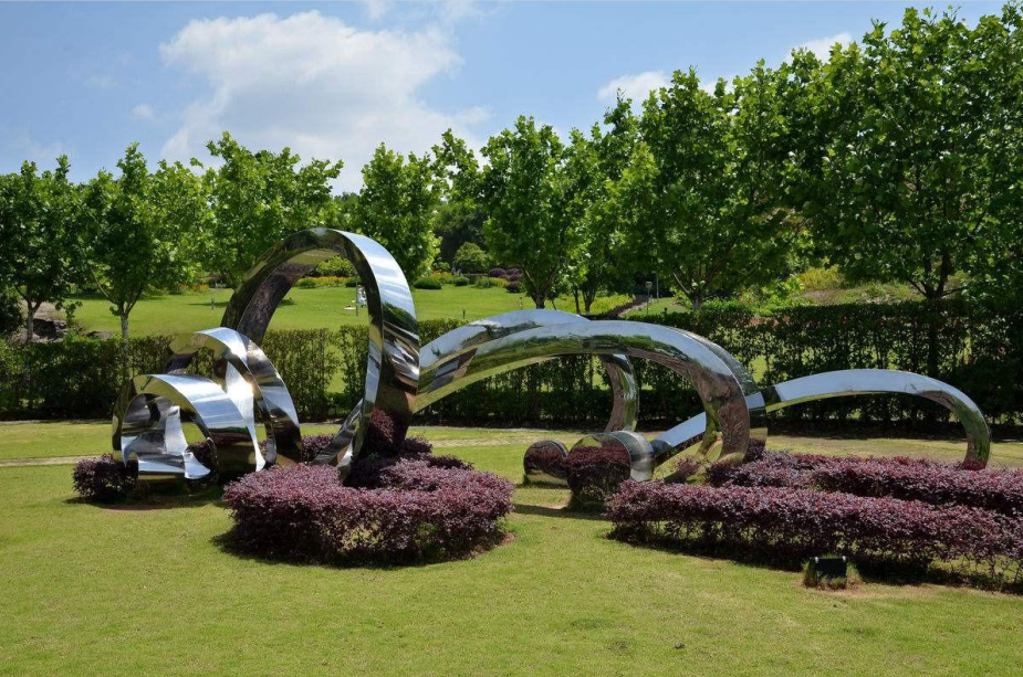 抽象雕塑